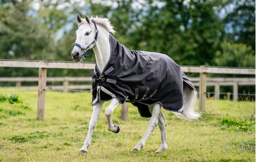BARN BUSTER: Rambo 1680D Wug Turnout 50g - 81 - Black/Thunderstorm Grey/Silver