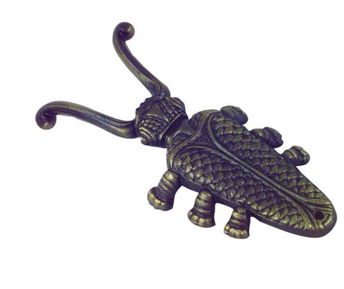 BARN BUSTER: Roma Cast Iron Beetle Boot Jack - One Size - Black
