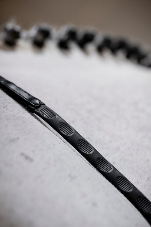 Horseware Thumb Grip Rubber Reins - Black