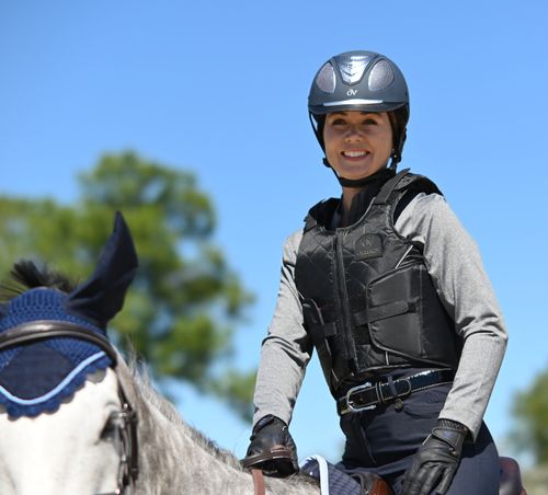 READY TO SHIP: Ovation Comfortflex Body Protector - Medium - Black